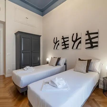 Appartement Castro Pretorio 21 - Fromhometorome Rome