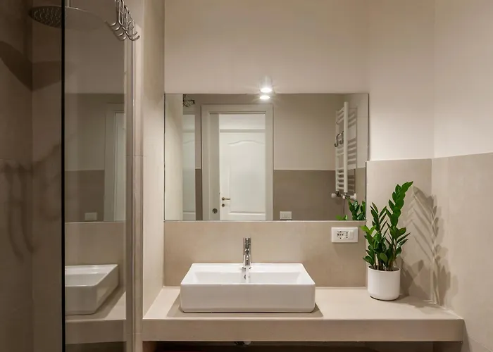 Castro Pretorio 21 - Fromhometorome * Rome