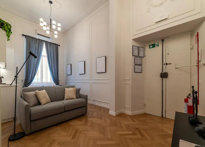 Castro Pretorio 21 - Fromhometorome Appartement